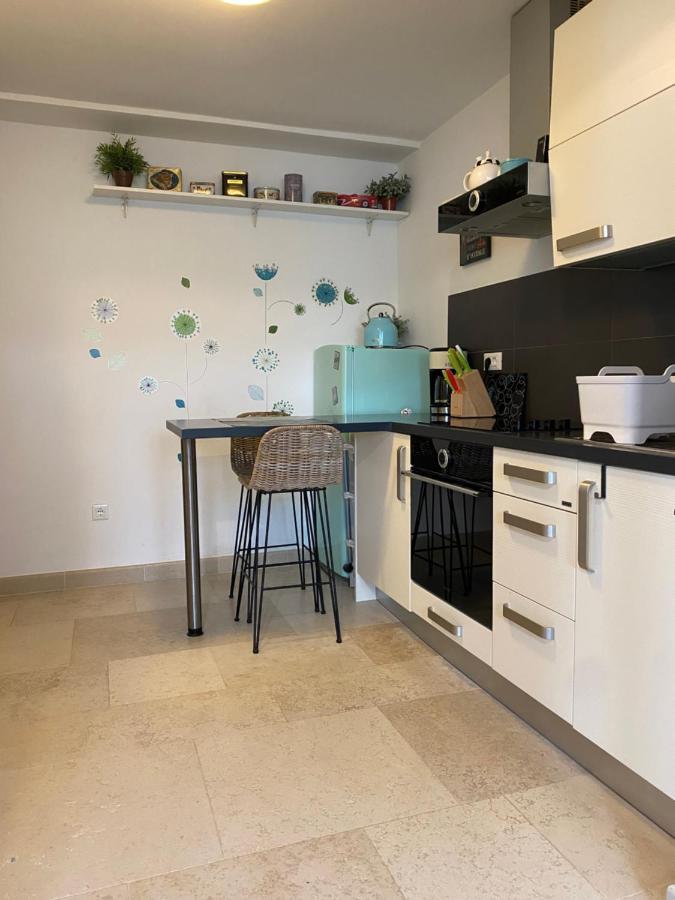 נייביצה Apartment Paris מראה חיצוני תמונה